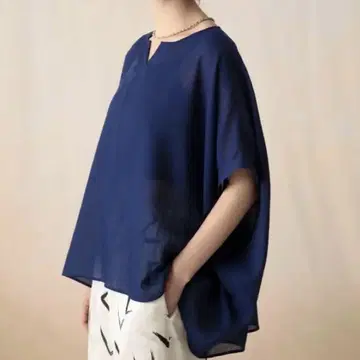 [새상품급] Aga 아사미 보일 키넥 블라우스