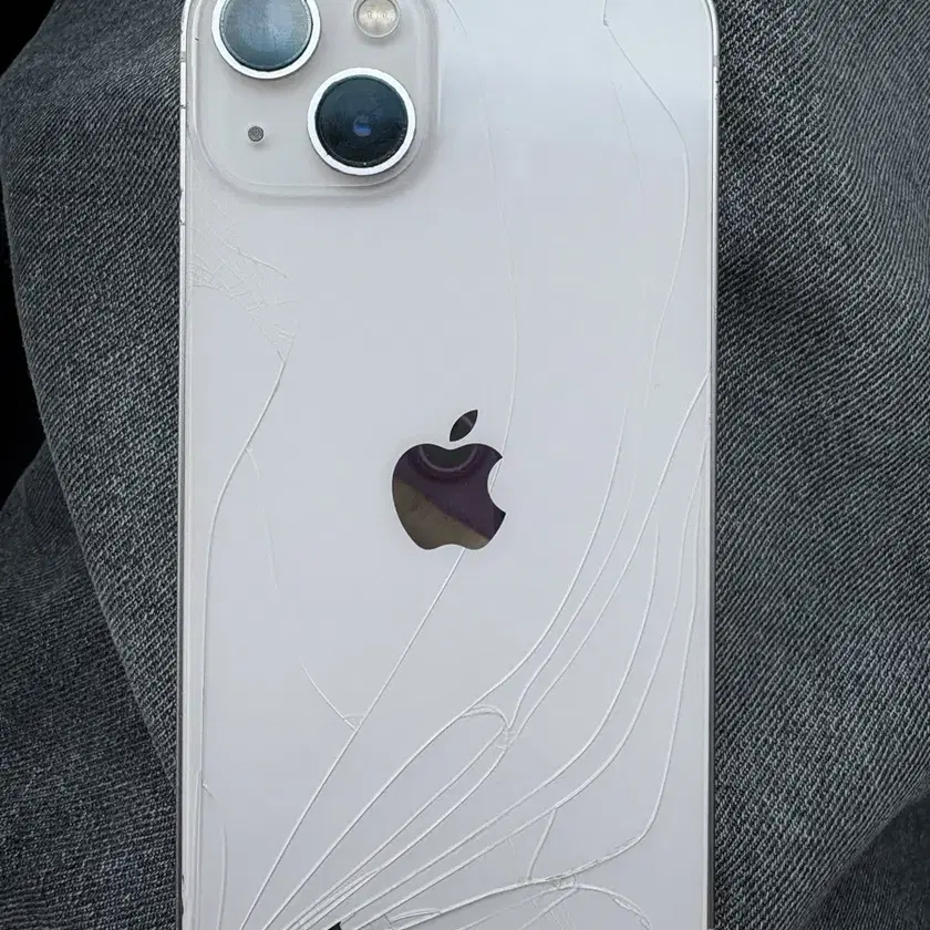 で*ろ様 Apple iPhone 13 ホワイト ジャンク で*ろ様 Apple iPhone 13 ホワイト ジャンク Apple iPhone 13