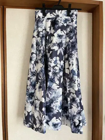 [ 새상품 ] PROPORTION BODY DRESSING 플레어 스커트