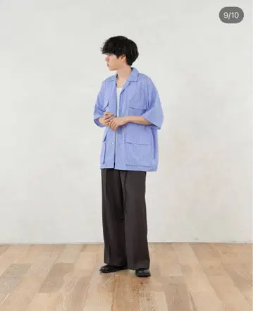 멀티 포켓 스트라이프 셔츠