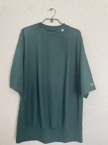 챔피온 유나이티드 애로우즈 콜라보 반팔 맨투맨
