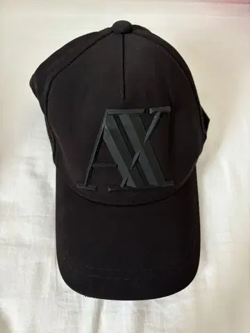Armani Exchange 블랙 캡