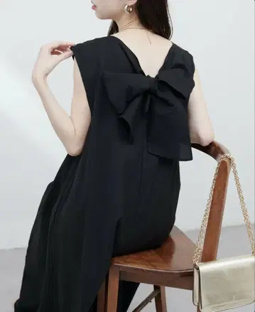 새상품 naturalcouture 백리본 텐트 원피스 슬리브리스 롱 블랙
