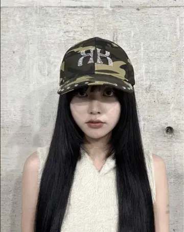 kiss the club K studded cap camo