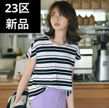새상품 23구 정가 ₩11,000 랜덤 보더 크루넥 티셔츠