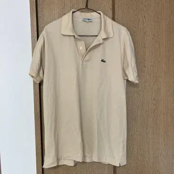 Lacoste 베이지 피케 셔츠 사이즈 4