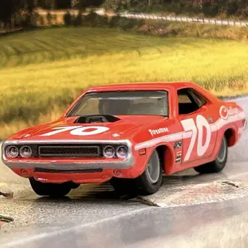 Hot Wheels '70 Dodge HEMI Challenger
