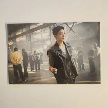 Jung Kook 프린트 사진 GOLDEN THE MOMENT