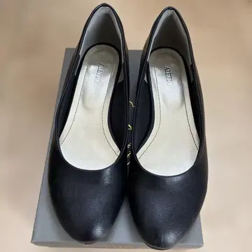 라 루나 힐 3.5 블랙 펌프스