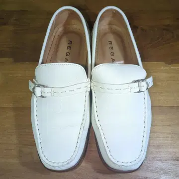 REGAL 리갈 화이트 가죽 로퍼 24cm
