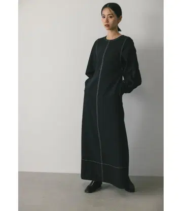 스타일믹서 백 디테일 스티치 원피스 블랙 M