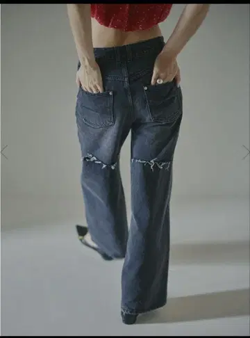 BACK THIGH SLIT DENIM 26inch