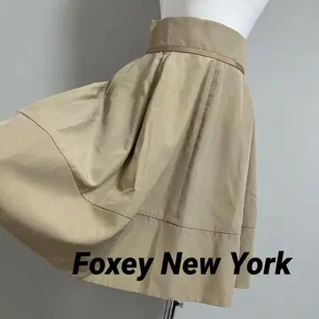폭시 뉴욕 무릎 기장 스커트 FOXEY 베이지 플레어 스커트 40