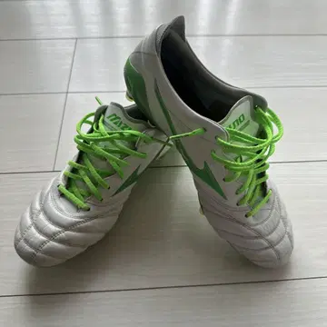 Mizuno 축구화 화이트/그린
