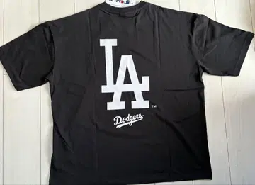 새상품 3 L 사이즈 MLB 다저스 반팔 티셔츠 백로고 블랙