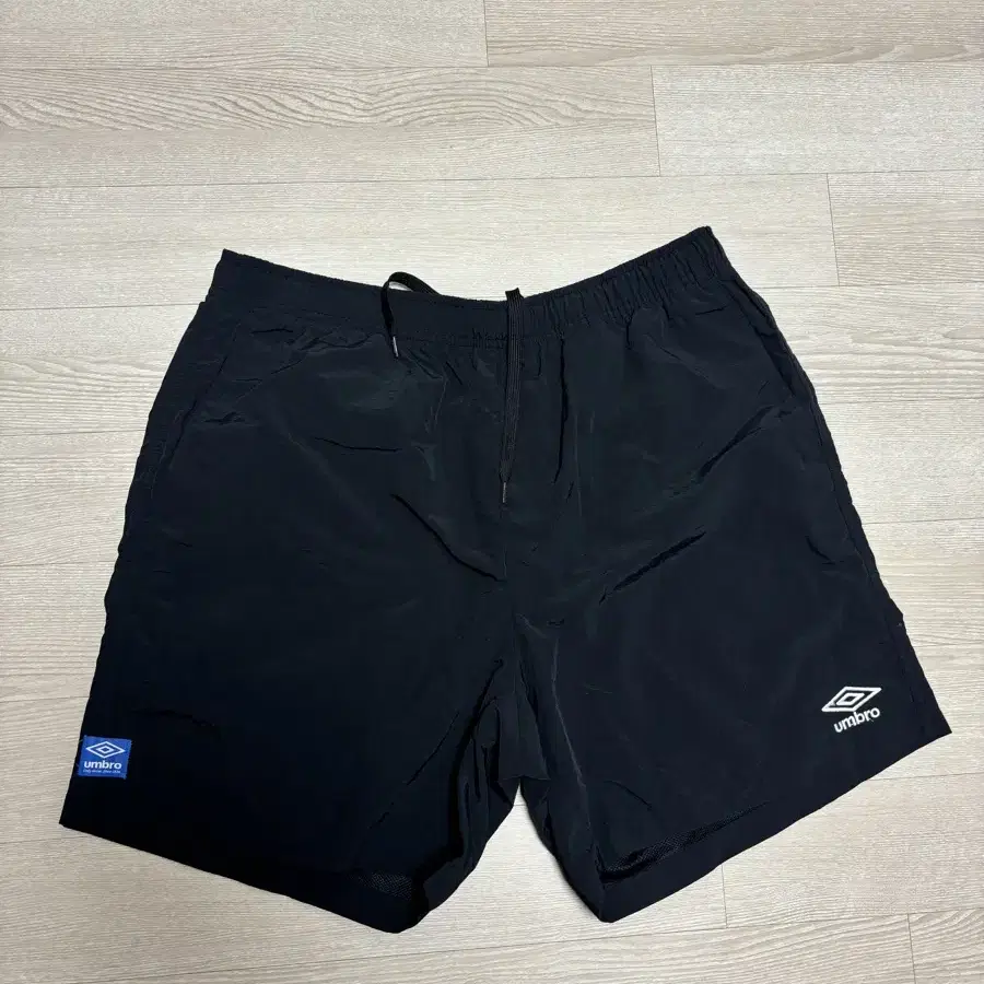 韓国*UMBRO■[DAY6] ChrisPy Taslan 4.5 Shorts UMBRO | 엄브로 Umbro Crispy Taslan 4.5 Length Shorts L True