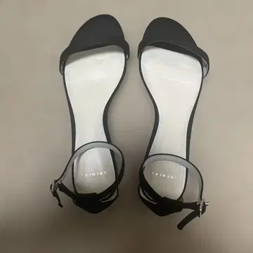 SHENERY 블랙 스웨이드 스트랩 샌들