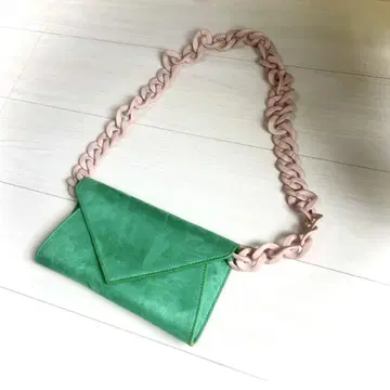 그린 스웨이드 클러치백
