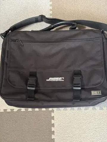 BOSE 메신저 백 다수 수납 블랙