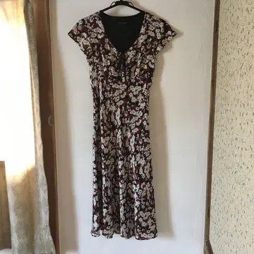 LAURA ASHLEY 꽃무늬 반팔 롱 원피스