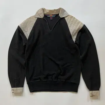 USED 80-90S CLEARWATER BAY V-NECK TOPS