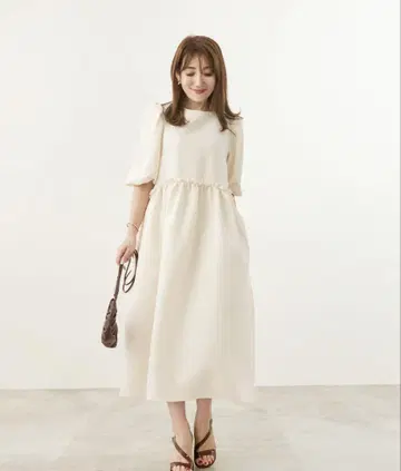 Liala x PG 퍼프 슬리브 프릴 절개 원피스