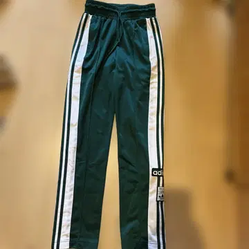 adidas 다크 그린 팬츠 M