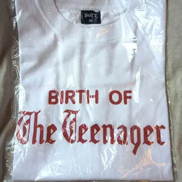 BOTT 보트 새상품 화이트 White 미사용 tee 티셔츠 XL 화이트