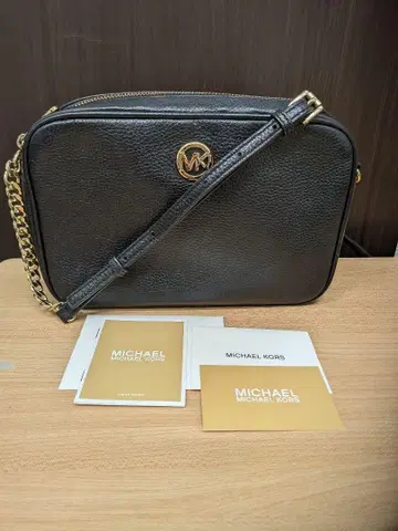 MICHAEL KORS 마이클코어스 블랙 숄더백