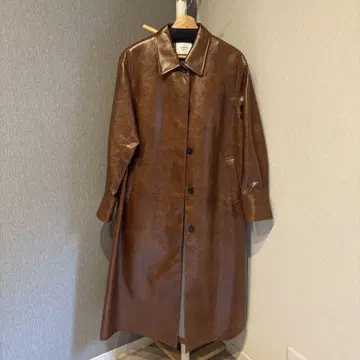 [새상품급] Ameri VINTAGE 브라운 가죽 롱 코트