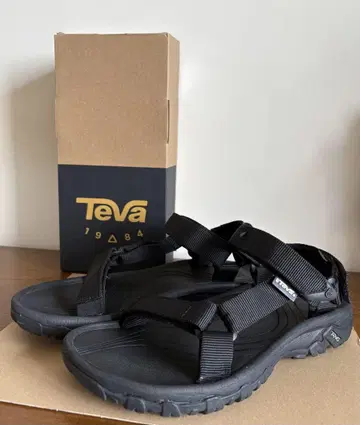 테바 TEVA HURRICANE XLT 허리케인 샌들 24