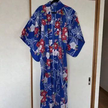 파란 꽃무늬 면 유카타