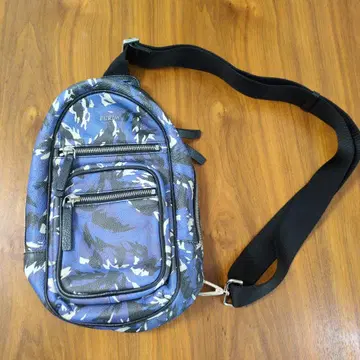 FURLA 백