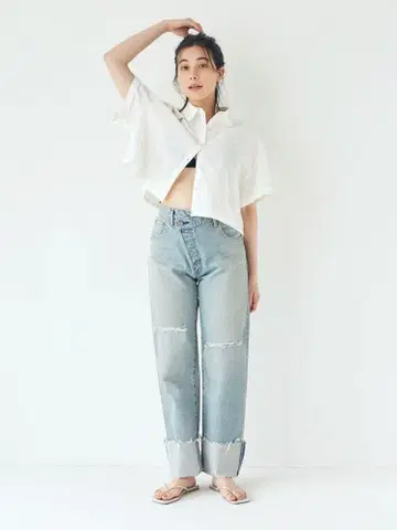 Ungrid 허리 리메이크 롤업 데님 와이드 버튼 플라이