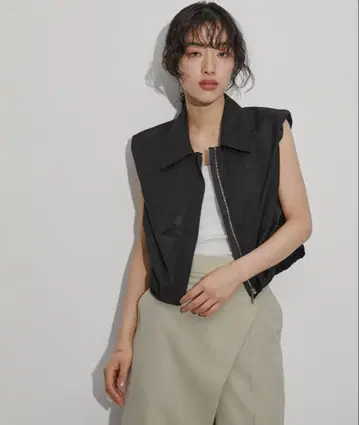 adam et rope [지속가능한] 숏 퍼프 블라우스