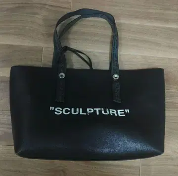 off-white 가죽 토트백