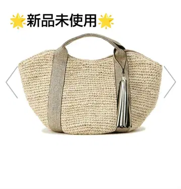 미사용 새상품 비올라돌로 라피아 테이프 핸들 토트 V-8087