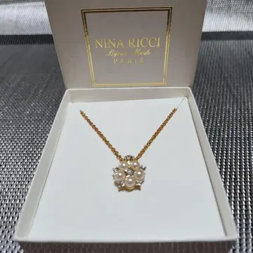 Nina Ricci 펄 장식 목걸이 약 45cm