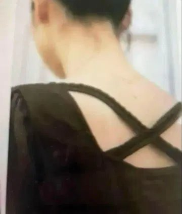허그아워 새상품 원피스 M 블랙 카탈로그 게재
