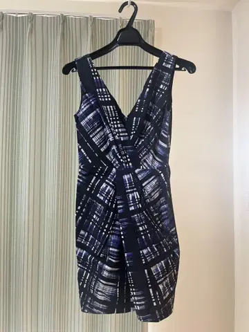 BANANA REPUBLIC 네이비, 화이트 체크 무늬 원피스