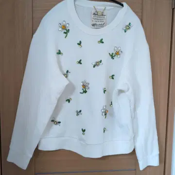 Muveil LILY OF VALLEY 화이트 트레이너