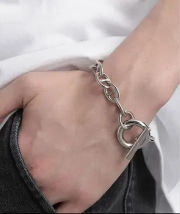 HARE 피그 노즈 체인 블레스