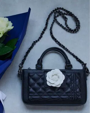 Riu Rose phone bag 블랙