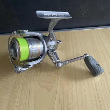 Daiwa REVROS 2004 스피닝 릴