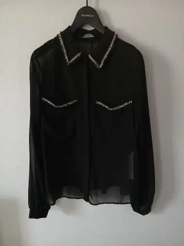 ZARA 블랙 트위드 디자인 블라우스 새상품!