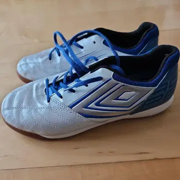 umbro 풋살 축구 신발 22.5cm