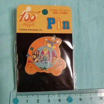 Disney 핀 배지 (월트 디즈니 탄생 100주년)