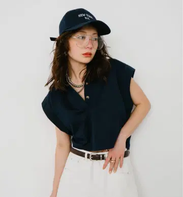 [ 새상품 미사용 ] HANNE / 폴로 칼라 컴팩트 TEE