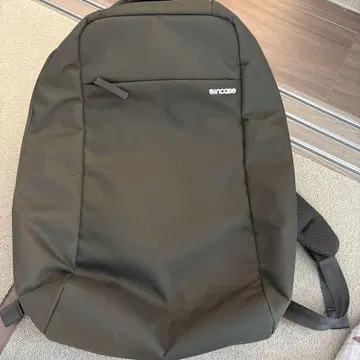 Incase 인케이스 백팩 카키