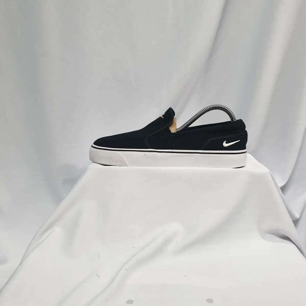 NIKE 나이키 Vintage Haseo 260 Nike Toki Slip-On Canvas Sneakers